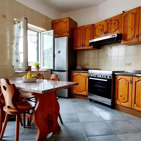 Torrione Maison * Forio (Isola d'Ischia)